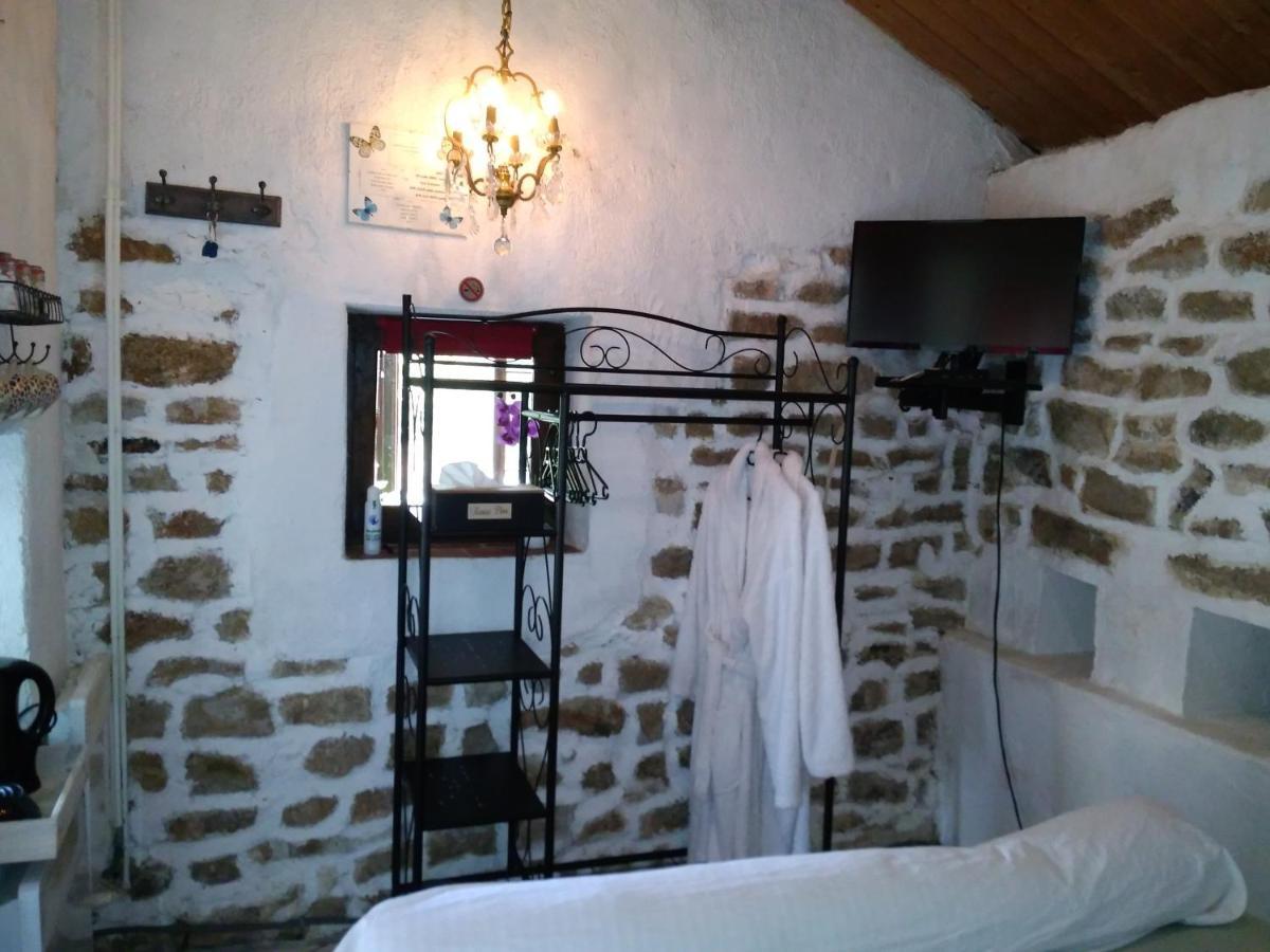 Dependance Du Moulin Galuzot Bed & Breakfast Saint-Vallier  Ngoại thất bức ảnh